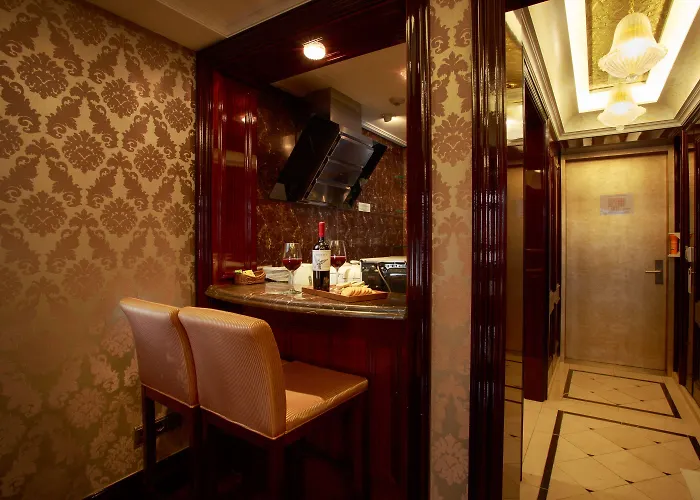 Gangnam Artnouveau Hotel 4*