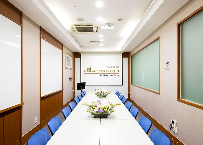 Gangnam Artnouveau Hotel 4*