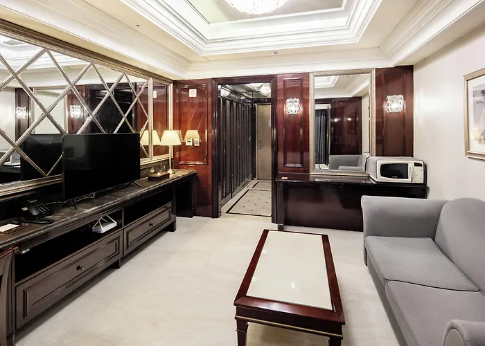 Gangnam Artnouveau Hotel 4*